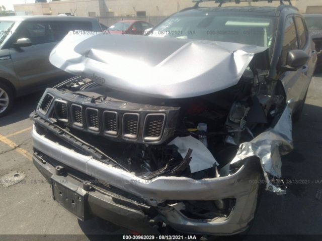 3C4NJDDB0KT739929  jeep compass 2019 IMG 5