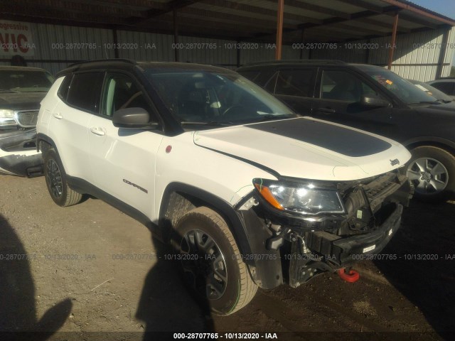 3C4NJDDB8KT688387  jeep compass 2019 IMG 0