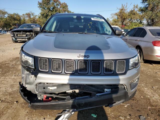 3C4NJDDB9KT785579  jeep compass 2019 IMG 4