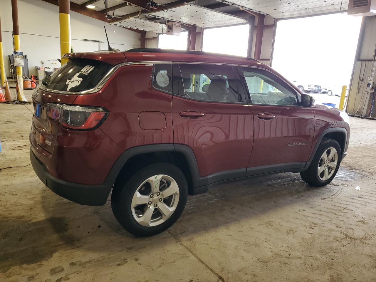 3C4NJDBB9MT575540  jeep compass 2021 IMG 2