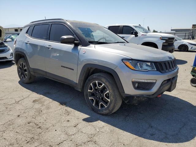 3C4NJDDB1LT190548  jeep compass 2020 IMG 3