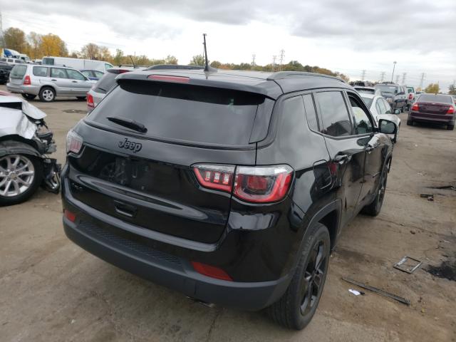 3C4NJDBBXJT394815  jeep compass la 2018 IMG 3