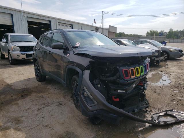 3C4NJDDB9KT671369  jeep compass tr 2019 IMG 3