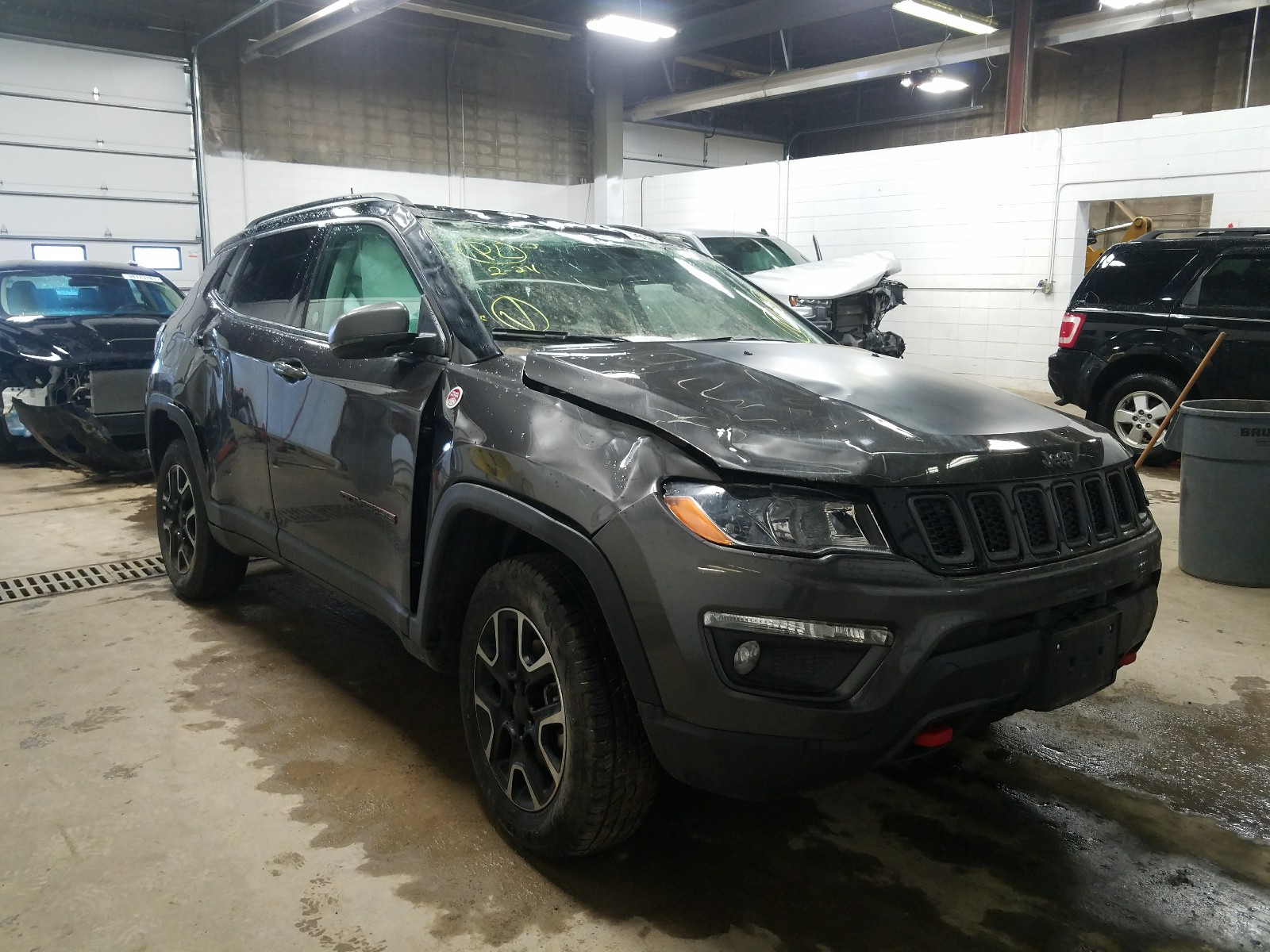 3C4NJDDB2LT208183  jeep compass tr 2020 IMG 0