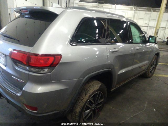 1C4RJFLG8HC612604  jeep grand cherokee 2017 IMG 3