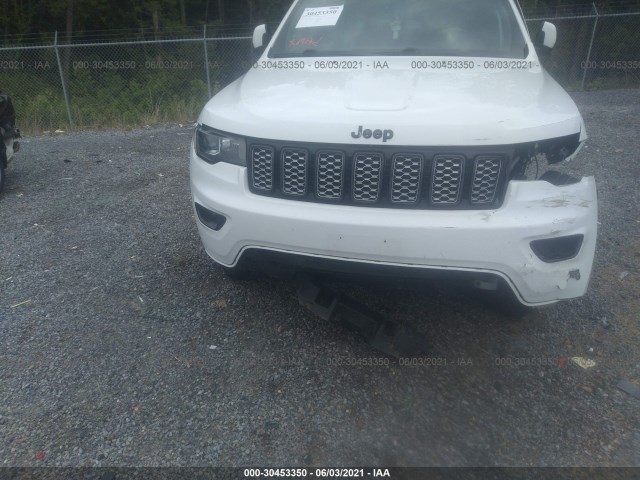 1C4RJEAG9JC111854  jeep grand cherokee 2018 IMG 5