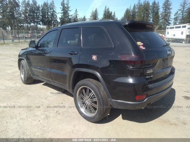 1C4RJFBT2HC929115  jeep grand cherokee 2017 IMG 2