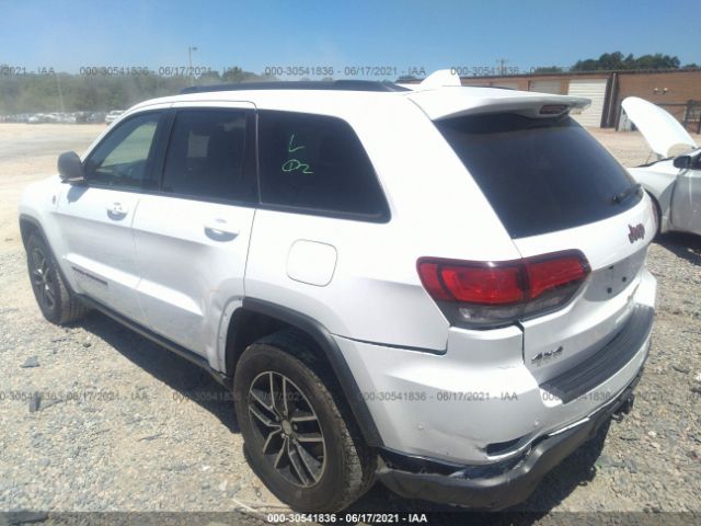 1C4RJFLGXHC881784  jeep grand cherokee 2017 IMG 2