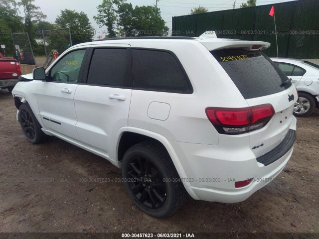 1C4RJFAG1JC502776  jeep grand cherokee 2018 IMG 2