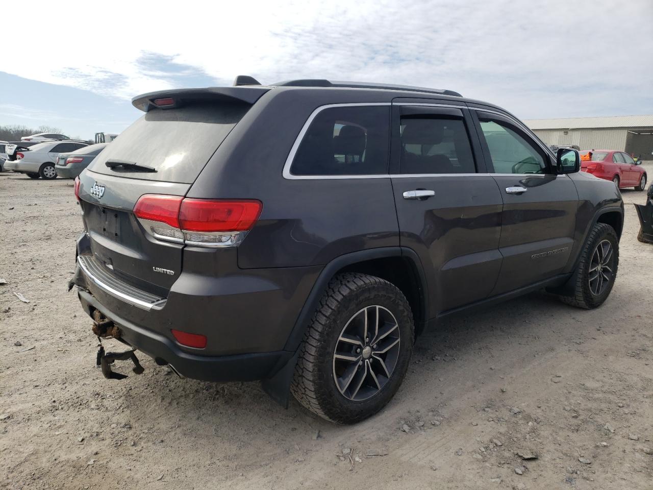 1C4RJFBG0JC406460  jeep grand cherokee 2018 IMG 2