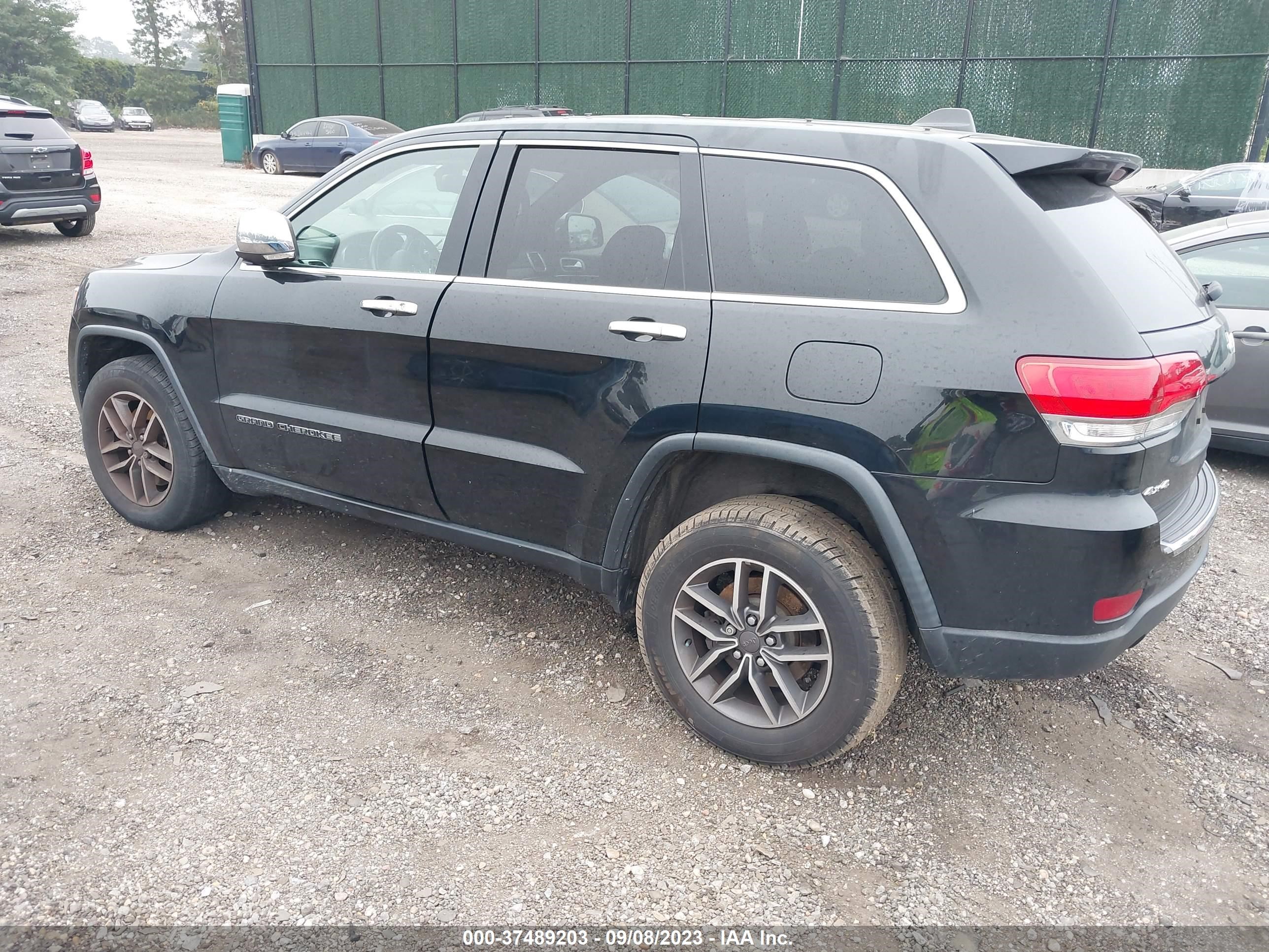 1C4RJFBT1KC529506  jeep grand cherokee 2019 IMG 2