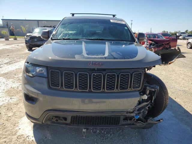 1C4RJFLG8KC612352  jeep grand cherokee 2018 IMG 4