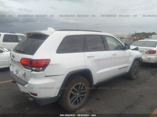 1C4RJFLGXJC419019  jeep grand cherokee 2018 IMG 3