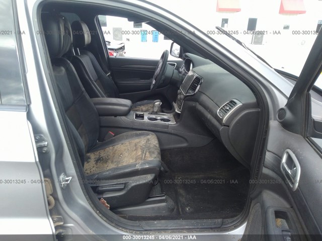 1C4RJEAG0KC732501  jeep grand cherokee 2019 IMG 4