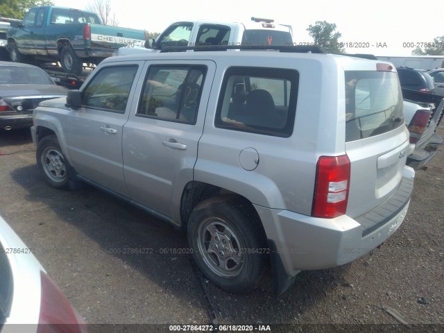 1J4NT2GB2AD557982  jeep patriot 2010 IMG 2