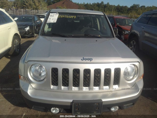 1J4NF1GB0BD207494  jeep patriot 2011 IMG 5