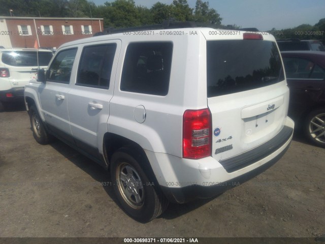 1J4NF1GB2BD276476  jeep patriot 2011 IMG 2