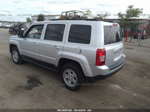 1J4NF1GB9BD156853  jeep patriot 2011 IMG 2