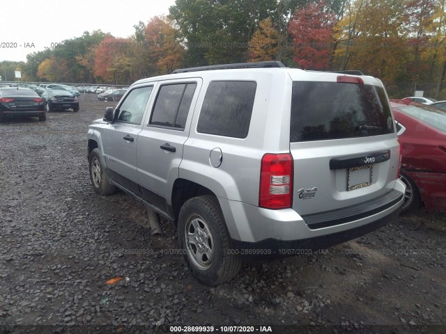 1J4NF1GBXBD169711  jeep patriot 2011 IMG 2