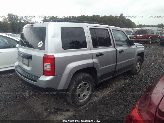 1J4NF1GBXBD169711  jeep patriot 2011 IMG 3