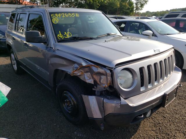 1C4NJPBB1ED888106  jeep  2014 IMG 0