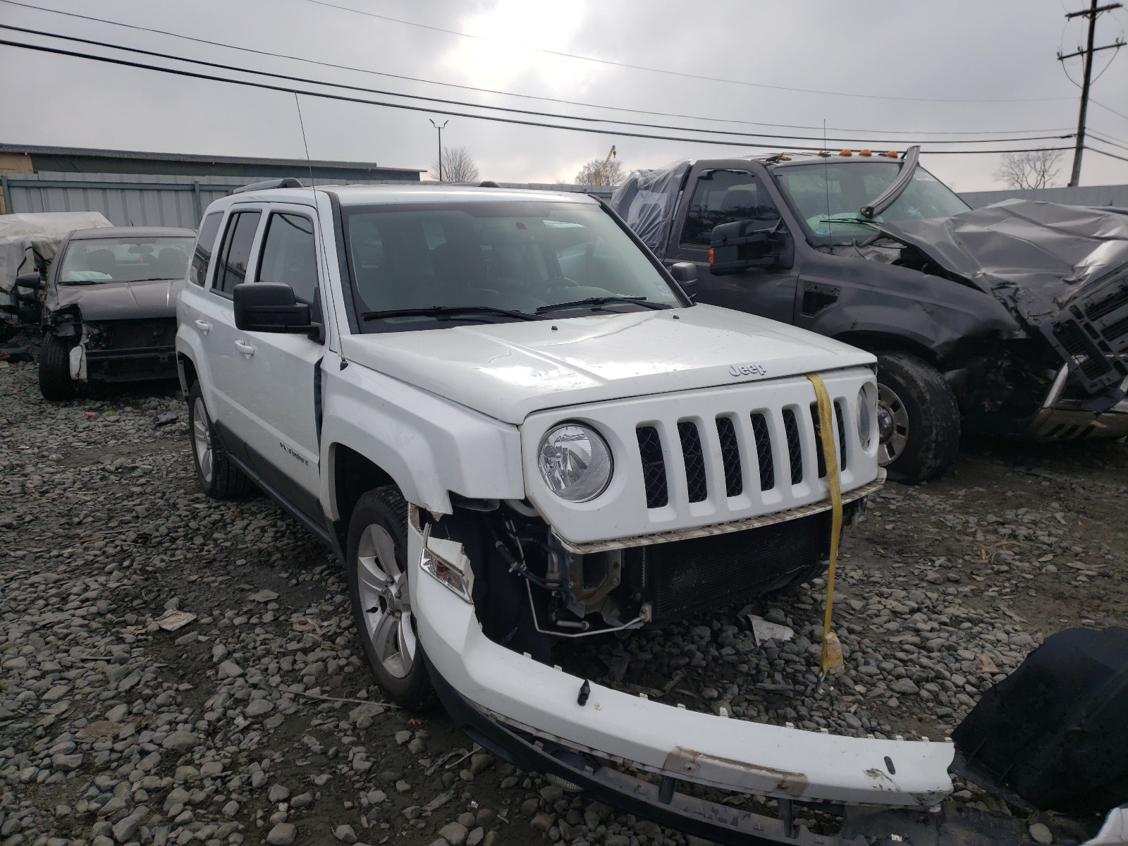 1C4NJRCB6ED928562  jeep patriot 2014 IMG 0