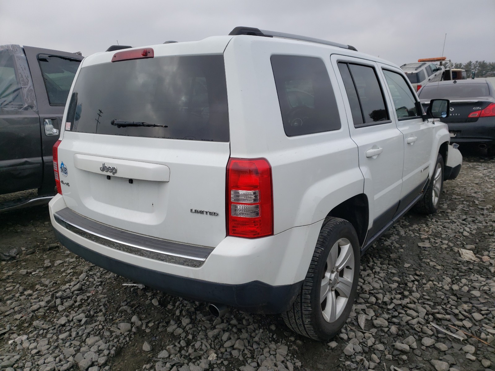 1C4NJRCB6ED928562  jeep patriot 2014 IMG 3