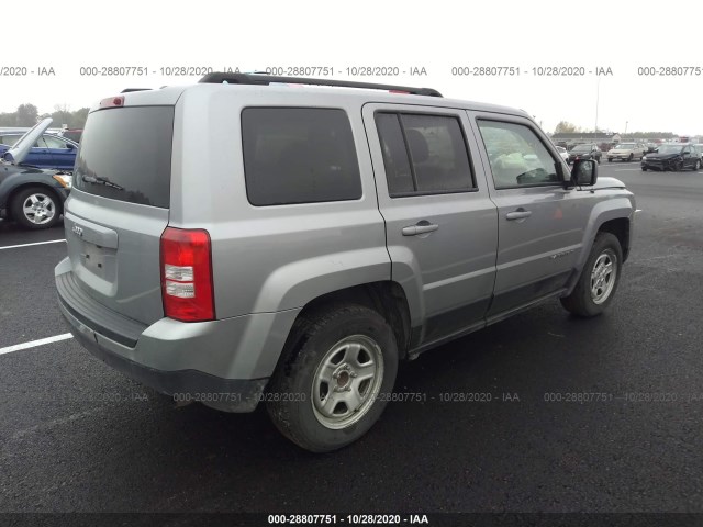 1C4NJPBBXGD808613  jeep patriot 2016 IMG 3