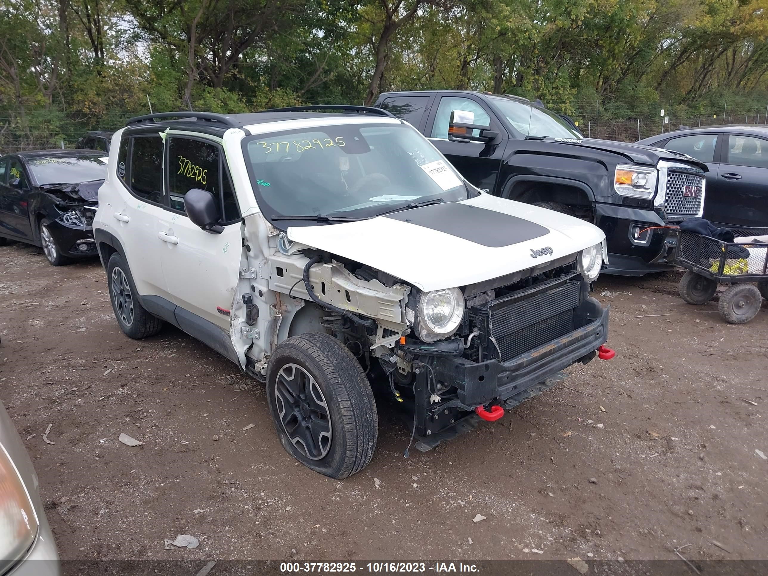 ZACCJBCTXGPC58364  jeep renegade 2016 IMG 0