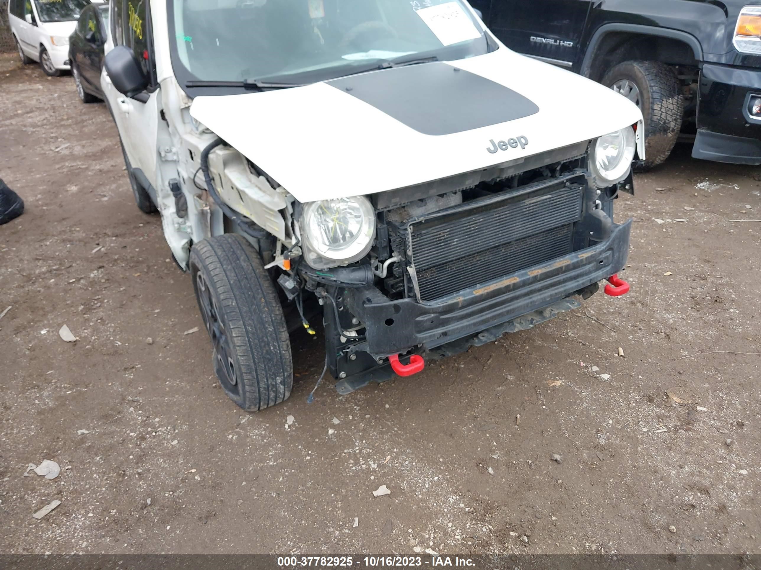 ZACCJBCTXGPC58364  jeep renegade 2016 IMG 5