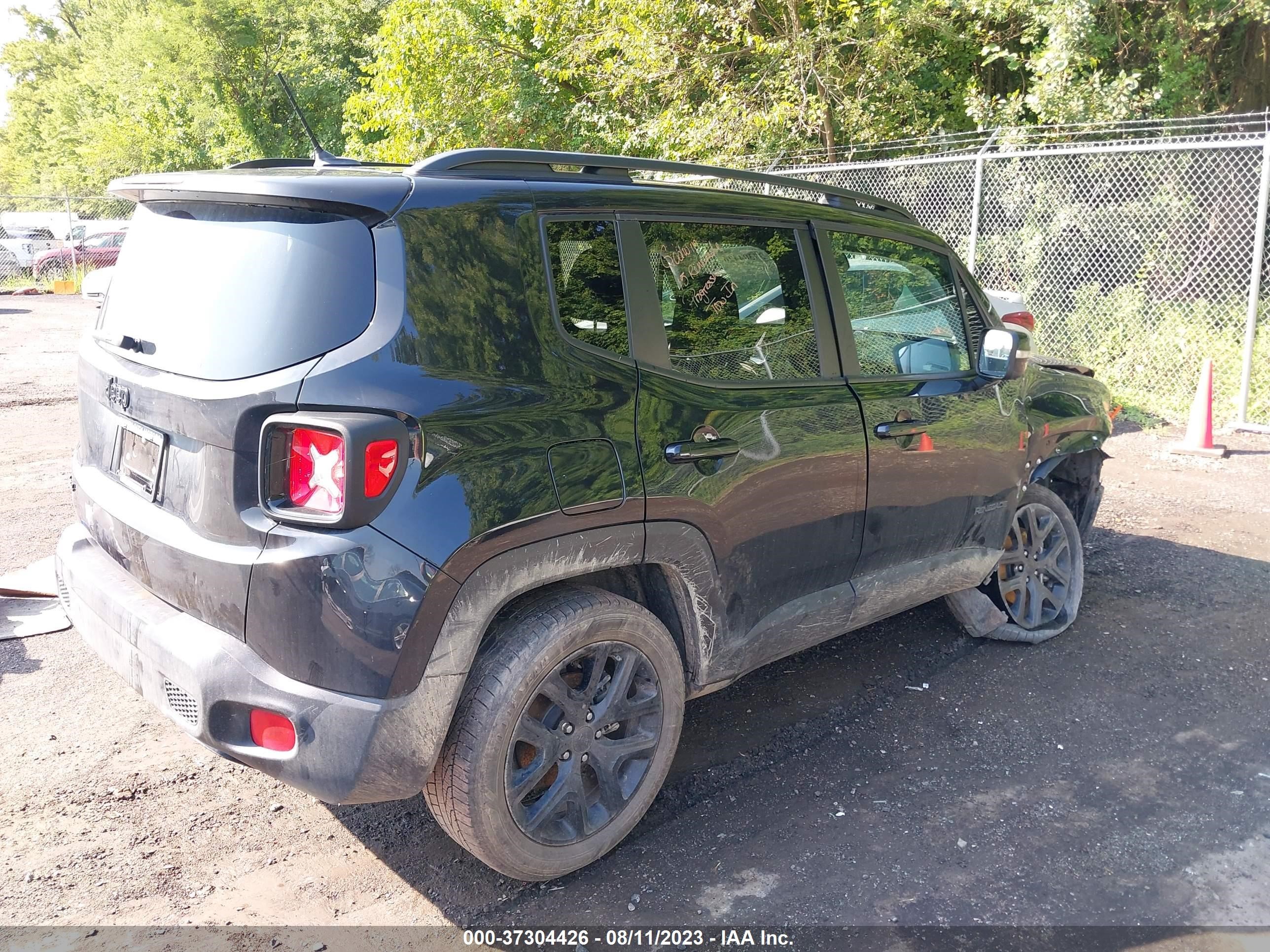 ZACCJBBT1GPC98866  jeep renegade 2016 IMG 3