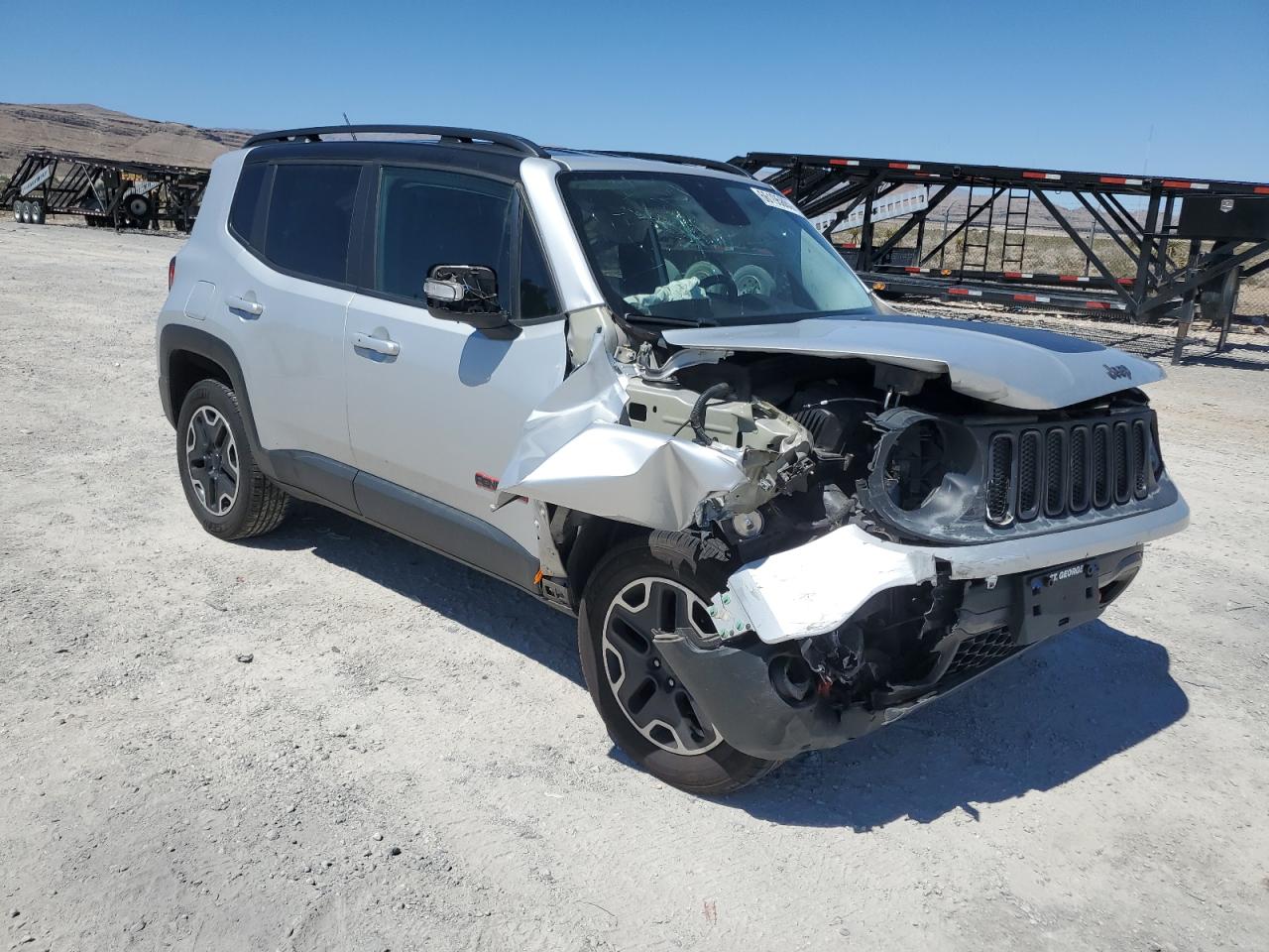 ZACCJBCB1HPE87654  jeep renegade 2016 IMG 3