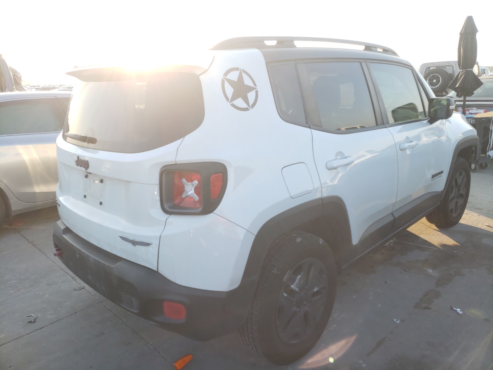 ZACCJBCB7HPE78621  jeep renegade 2016 IMG 3