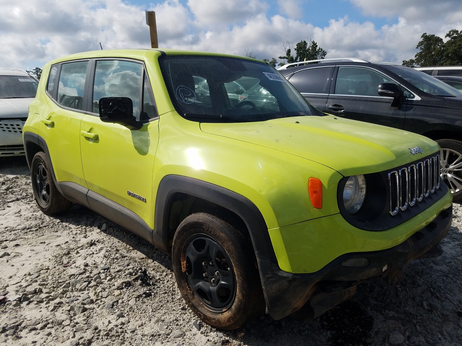 ZACCJAAB3HPF37600  jeep  2017 IMG 0