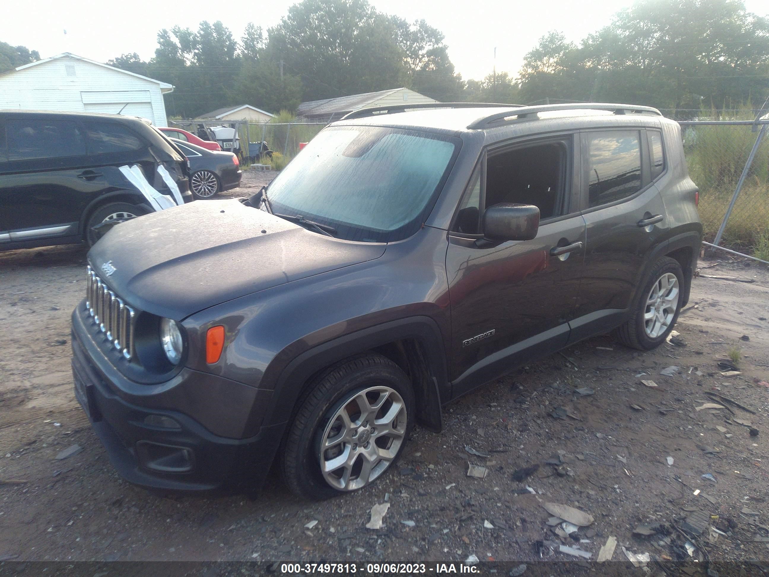 ZACCJABB9JPJ52107  jeep renegade 2018 IMG 1