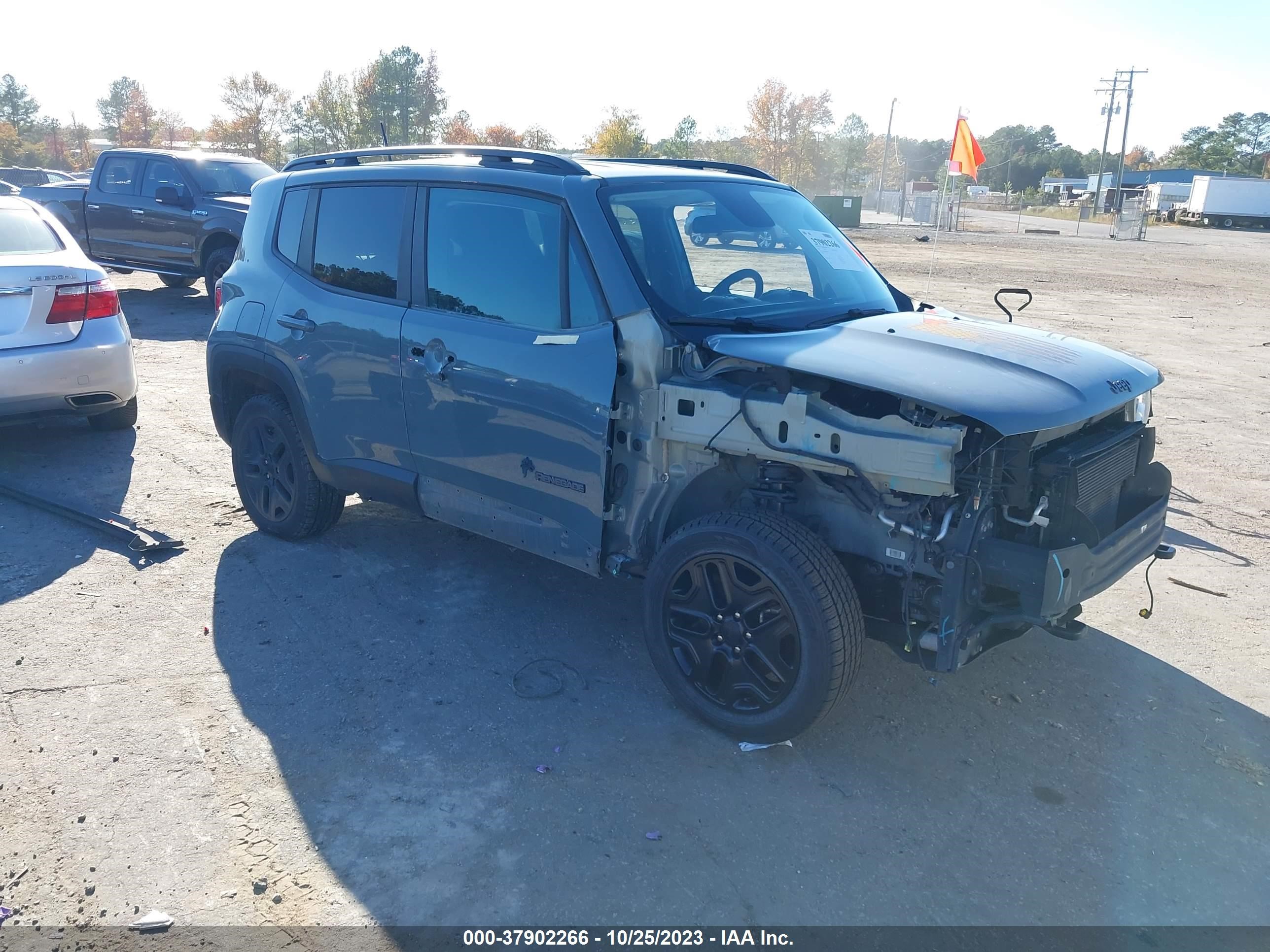 ZACCJBAB4JPH90386  jeep renegade 2018 IMG 0