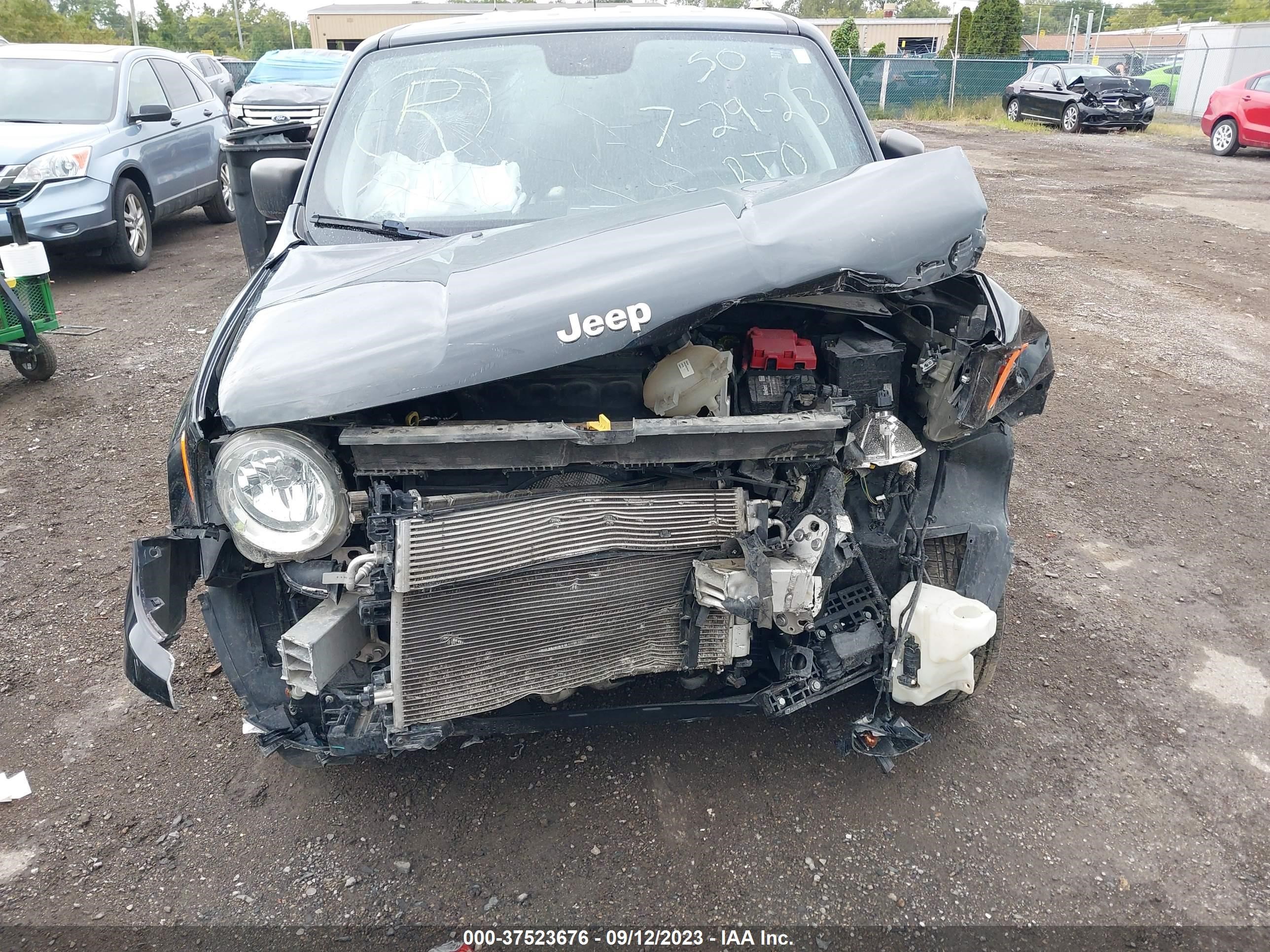 ZACCJBAB7JPH14211  jeep renegade 2018 IMG 5