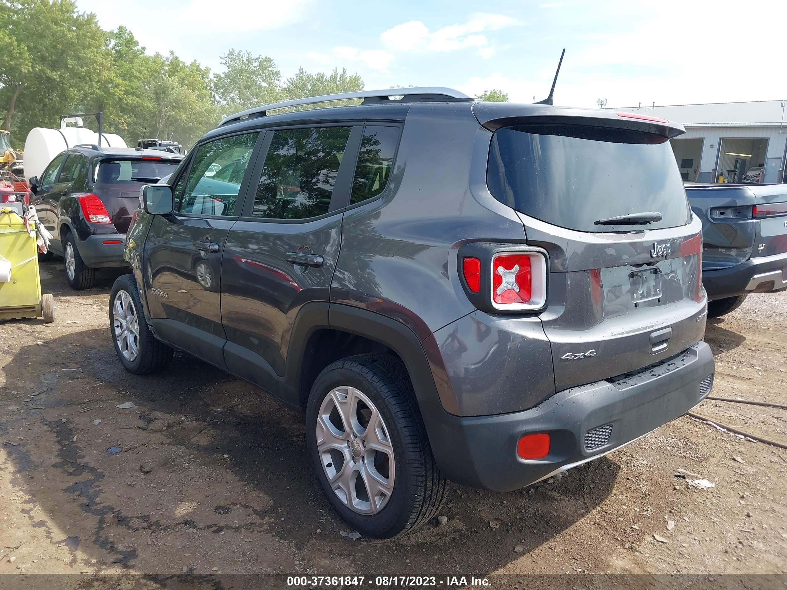 ZACCJBDBXJPG90630  jeep renegade 2018 IMG 2