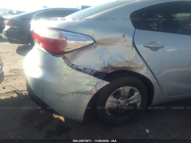 KNAFK4A61G5485581  kia forte 2016 IMG 5