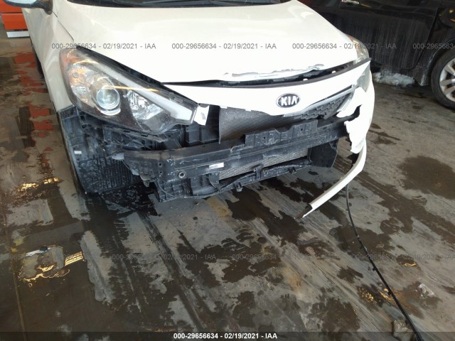 KNAFX4A62G5583116  kia forte 2016 IMG 5