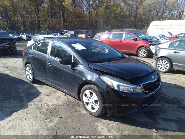 3KPFK4A71HE053493  kia forte 2017 IMG 0