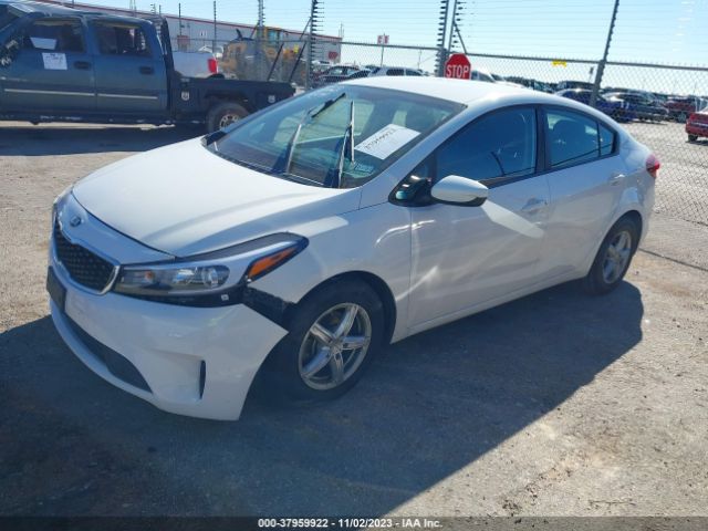 3KPFK4A71HE071332  kia forte 2017 IMG 1