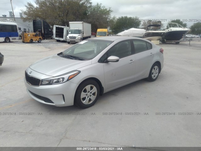 3KPFK4A73HE042253  kia forte 2017 IMG 1