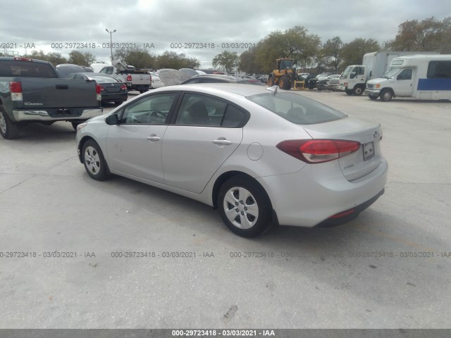 3KPFK4A73HE042253  kia forte 2017 IMG 2