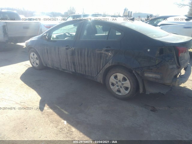 3KPFK4A77HE037699  kia forte 2017 IMG 2