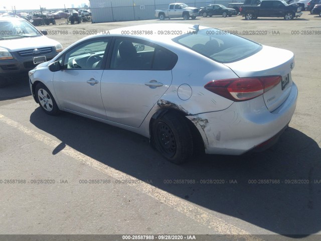 3KPFK4A78HE012133  kia forte 2017 IMG 2