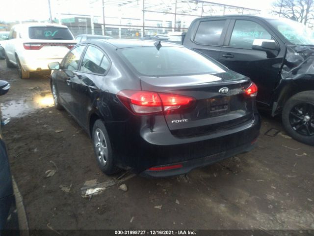 3KPFL4A77HE090870  kia forte 2017 IMG 2