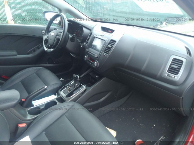 3KPFL4A80HE042572  kia forte 2017 IMG 4