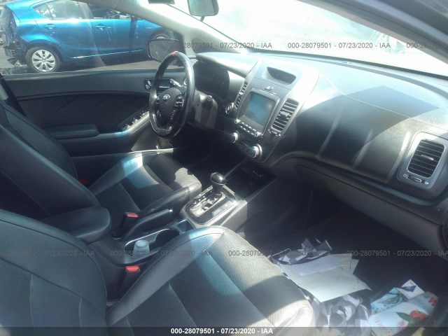 3KPFL4A85HE005470  kia forte 2017 IMG 4