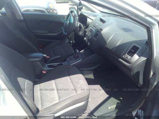 KNAFK4A6XG5616104  kia forte 2016 IMG 4